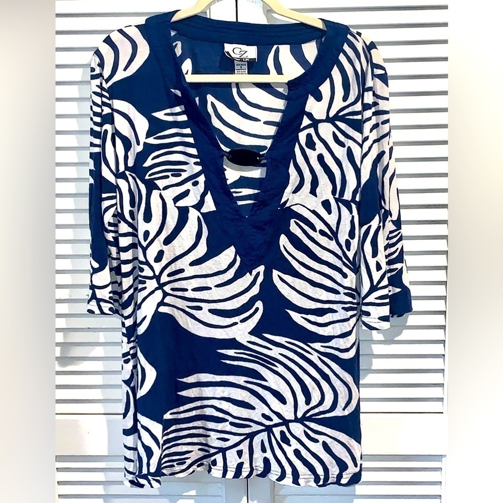 CZ Cover Up White and blue tropical floral design size small women’s